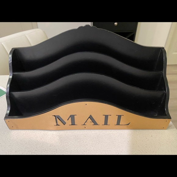 Wall 3 tier mail holder - Picture 2 of 3